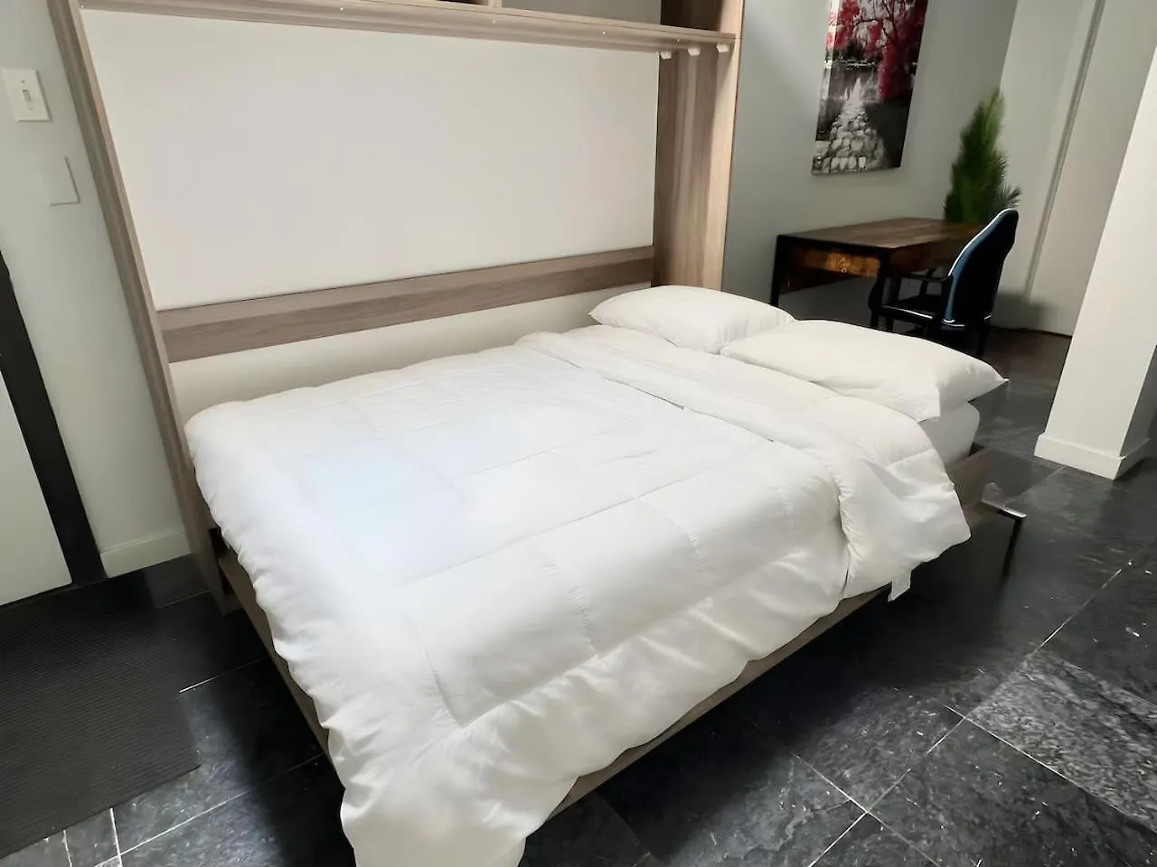 Central 1Bdr Apartment On Bishop Central Mtl Zx6 Montreal 0*,