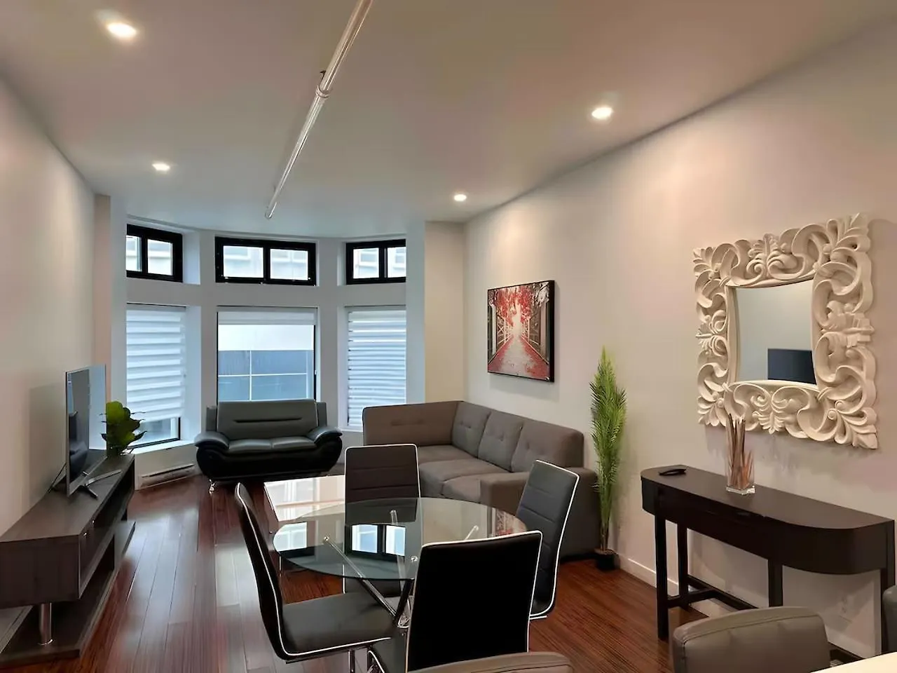 Central 1Bdr Apartment On Bishop Central Mtl Zx6 Montreal
