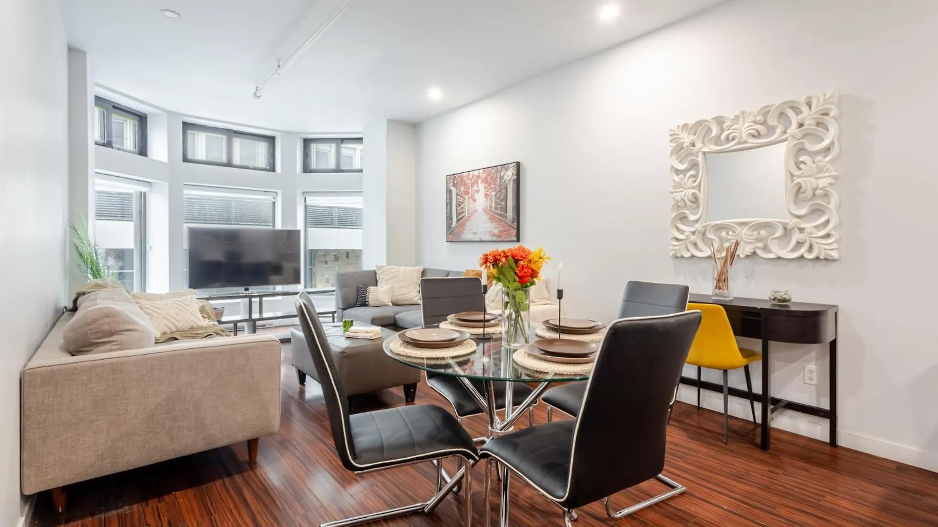 Central 1Bdr Apartment On Bishop Central Mtl Montreal